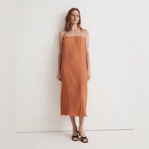 Madewell The Goldie Dress in Plissé